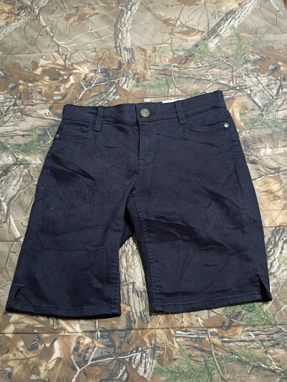 Liz Claiborne Sara Shorts Mid-rise 2petite Black Flexi-fit Waistband NWT